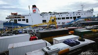 Diketahui, jumlah pemudik di Pelabuhan Merak, terus bertambah pada puncak arus mudik.