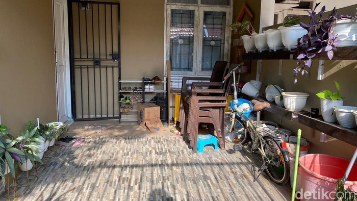 Rachma Dishub Makassar, masih hilang jejak hingga kini. Selain tak pernah berkantor, Rachma juga tidak pernah terlihat di rumahnya.