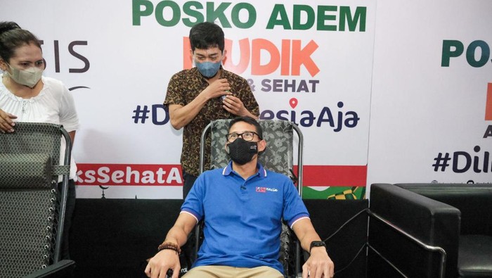 Sandiaga tinjau posko mudik