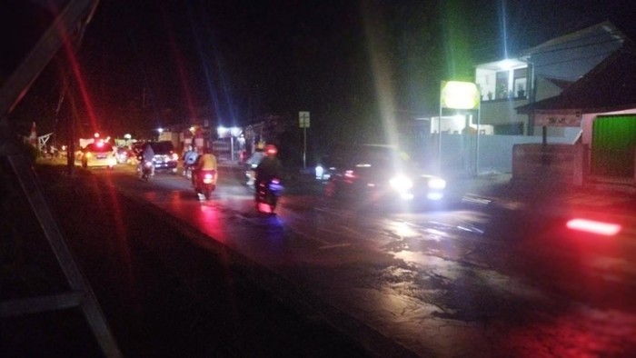 Suasana di Pandeglang malam ini yang mulai didatangi pemudik (Aris/detikcom)