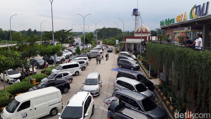 Suasana di rest area KM 487 A jalan Tol Boyolali, Jumat (29/4/2022). Suasana di rest area KM 487 A jalan Tol Boyolali, Jumat (29/4/2022).