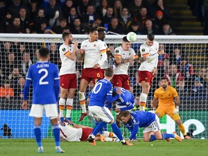 Leicester Vs AS Roma Tuntas 1-1