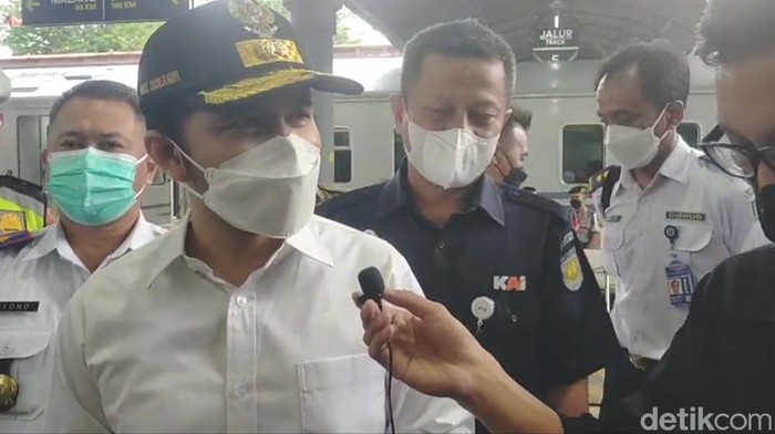 Wagub Jatim Emil Elestianto Dardak