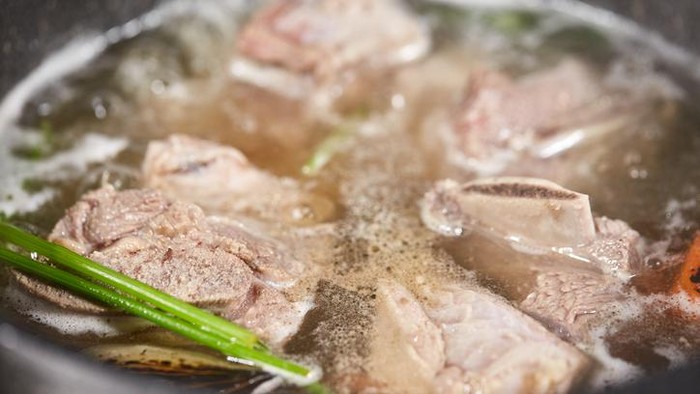 3 Cara Merebus Daging Sapi Agar Cepat Empuk Tanpa Presto