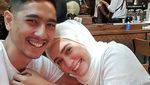 Begini Manisnya Putri Anne dan Arya Saloka Saling Suap Makanan