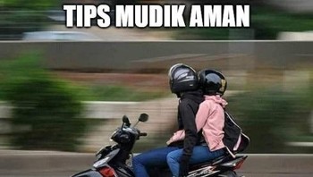 Biar tidak sedih terus waktu di jalan. Nanti hanya jadi kenangan saja lho. Foto: (Twitter)