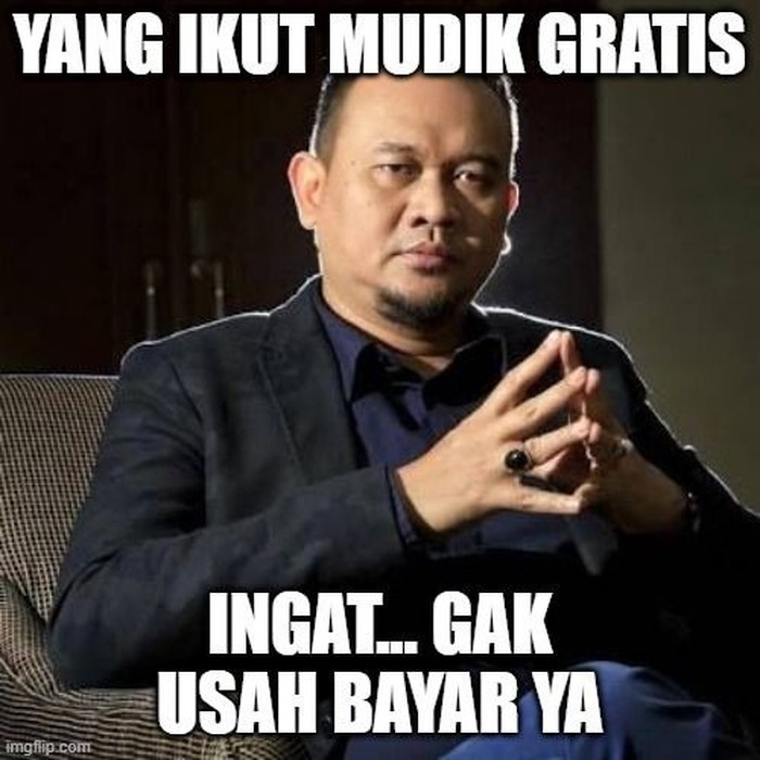 Bosan Kena Macet Saat Mudik? Lihat Meme Ini Aja Biar Girang Lagi Bosan Kena Macet Saat Mudik? Lihat Meme Ini Aja Biar Girang Lagi