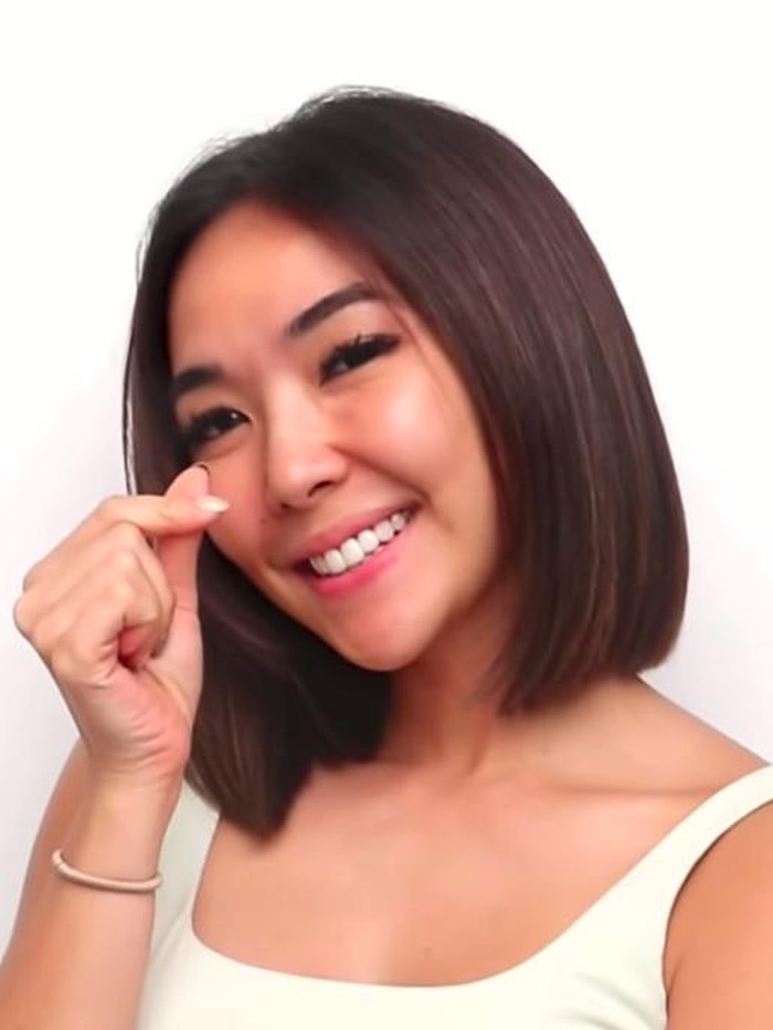 Gisel Gaya baru rambut Gisel.
