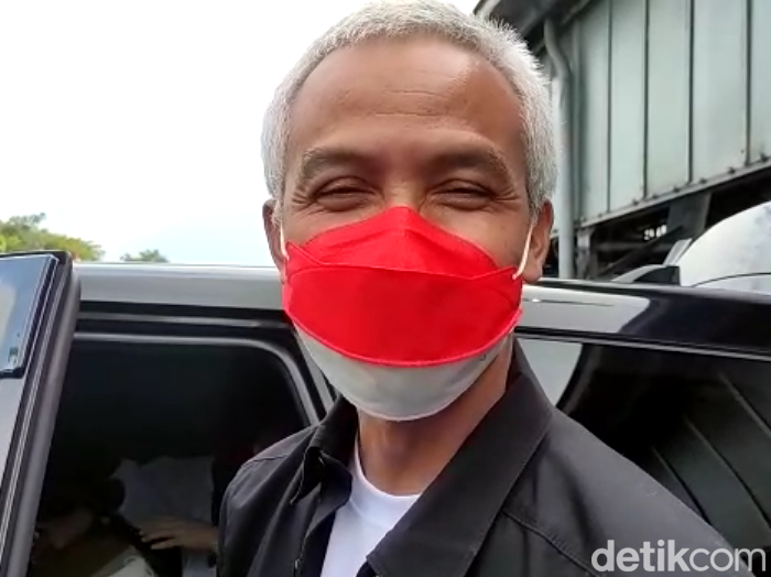 Gubernur Jateng, Ganjar Pranowo, saat mengajak pembaca detikJateng kirimkan cerita mudik Lebaran ke detikJateng, April 2022