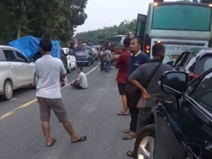 Info untuk Pemudik: Jalinsum Aek Natas Labura Sudah 4 Jam Macet