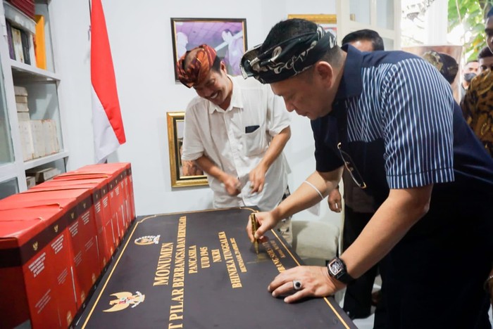 Ketua MPR RI Bambang Soesatyo meresmikan Monumen Empat Pilar MPR RI di Taman Agung Proklamasi, Bali.