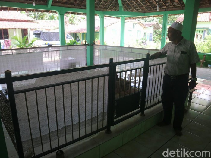 Makam Mbah Cungkrung yang berada di Desa Sukoharjo, Kecamatan Margorejo, Pati, Senin (28/3/2022).
