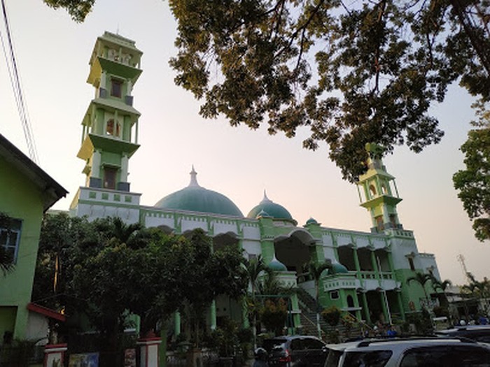masjid raudloh di probolinggo