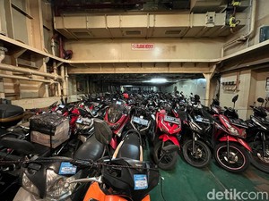 Tiket Kereta hingga Pesawat Habis, Warga Serbu Mudik Naik Kapal Laut