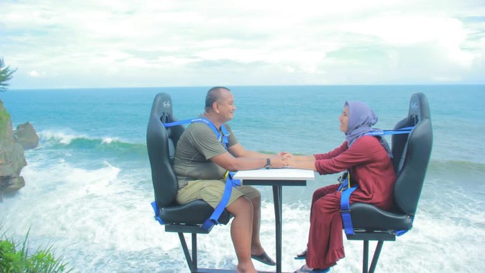 Ngopi On The Sea di Gunungkidul, April 2022. Ngopi On The Sea di Gunungkidul, April 2022.