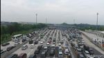 Pantauan Udara di Gerbang Tol Cikampek Utama Jelang Contra Flow