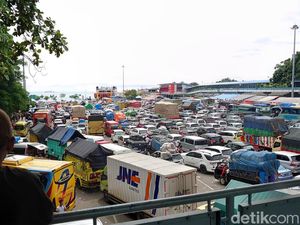 Pelabuhan Merak di H-2 Lebaran Masih Macet, Kapolri Turun Tangan