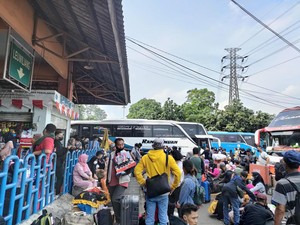 2.791 Pemudik Berangkat dari Terminal Kampung Rambutan pada H-3 Lebaran