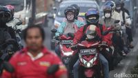 Ragam Ekspresi Anak-anak Saat Mudik Pakai Motor