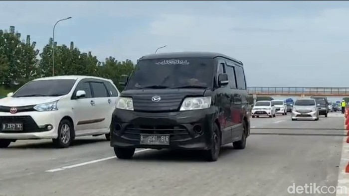 Situasi di Tol Cipali Subang.