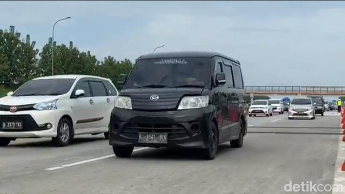 Situasi di Tol Cipali Subang.