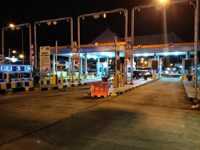 Situasi Pelabuhan Gilimanuk H-2 yang tampak lengang