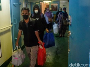 Pemudik di Pelabuhan Merak Capai 155 Ribu Orang Per Hari
