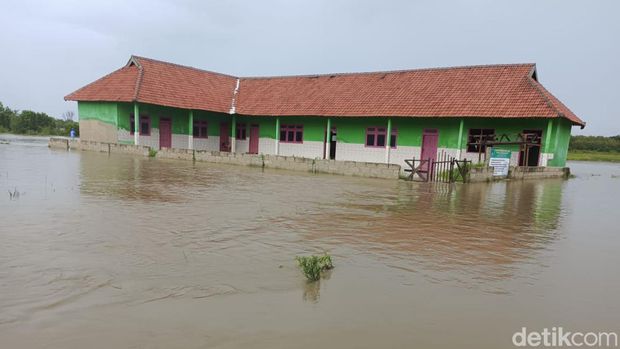 Banjir di Dusun Pabitta, Desa Batu Putih, Kangean, Sumenep