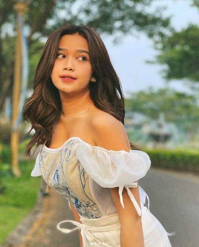 Pelecehan itu disebut dilakukan secara verbal. Namun, perbuatan sang pelaku tetap meninggalkan luka mendalam di hati Brisia dan membuatnya enggan beraktivitas di luar. (Foto: Instagram/@brisiajodie96)