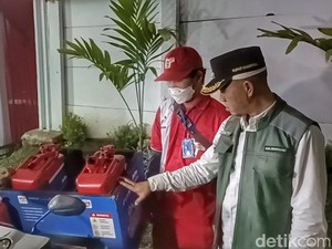 Pulang Umrah, Bupati Bandung Gercep Tinjau Pom Mini Mobile di Cileunyi