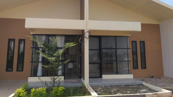 dHouse Hunter Cikarang/Kholida Qothrunnada