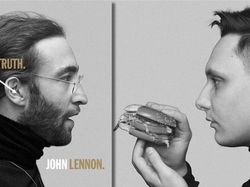 Kocak! Pria Ini Edit Sampul Album Musisi Terkenal