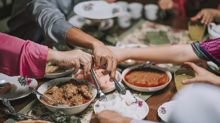 Penegasan Pemerintah, Masyarakat Tetap Boleh Bukber Puasa