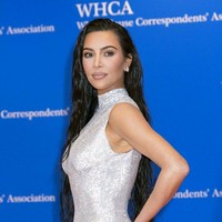 Urutan delapan diduduki Kim Kardashian yang mencapai skor kesempurnaan 91,28%. Foto: AP/Jose Luis Magana