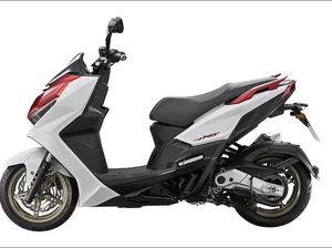 Tantang Aerox 155 dan Vario 160, Kymco Luncurkan Skutik Bermesin 180 cc!