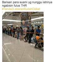 Namanya juga mau Lebaran, rasanya kurang afdol kalau belum belanja baju baru. Tapi buat yang tidak bisa beli baju baru nggak apa-apa, masih ada baju yang lama. Foto: Twitter/@cashfull1988