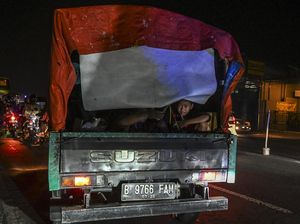 Catatan Mudik 2022: Pikap Angkut Orang, Motor Bonceng Istri-Anak