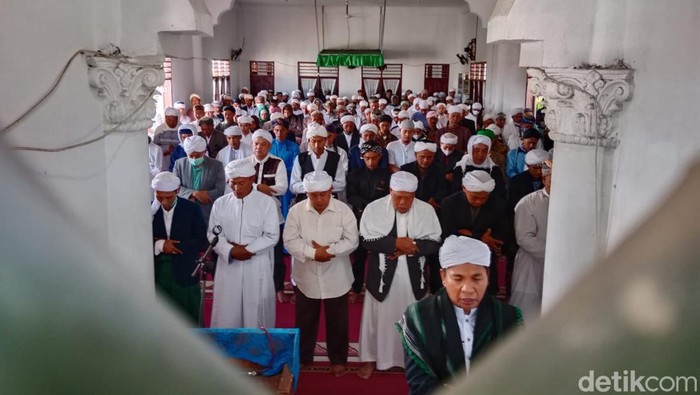 Naqsabandiyah Sumut Gelar Salat Idul Fitri Hari Ini