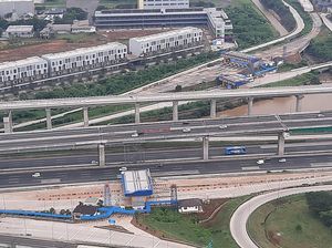 Tol Japek H-1 Lebaran: Jumlah Kendaraan Turun Signifikan, Lalin Lancar