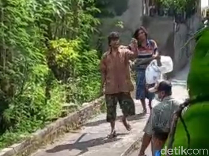 Pria ODGJ pelaku penganiayaan terhadap warga Rengel, Tuban hingga tewas.