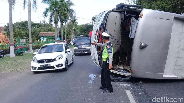 Salah satu jalur Ngawi-Nganjuk yang rawan kecelakaan