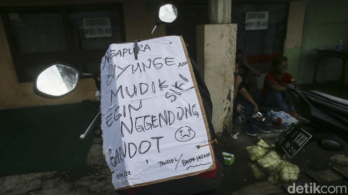 Seutas Curhat Pemudik Motor, Kocak Sampai Prihatin Mudik 2022 menjadi ajang balas dendam bagi para pemudik, mereka mengekspresikannya melalui seutas tulisan, Minggu, (1/5/2022).