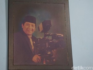 Rujak Cingur dan Rawon Jadi Menu Andalan Depot Legendaris Milik Asmuni