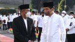 Foto-foto Jokowi Salat Id di Istana Kepresidenan Yogyakarta