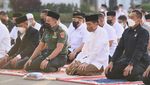 Foto-foto Jokowi Salat Id di Istana Kepresidenan Yogyakarta