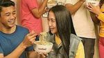 10 Momen Kocak Netizen Makan Bareng Bikin Salfok!