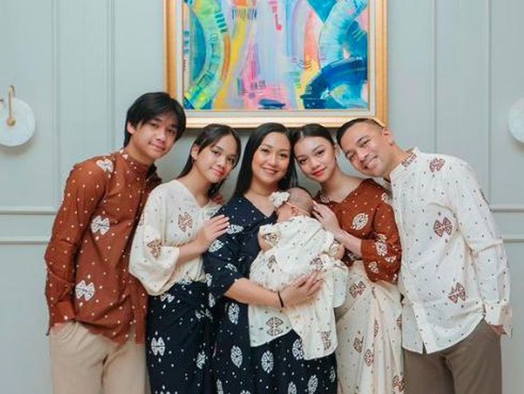 10 Gaya Lebaran Selebriti (2)