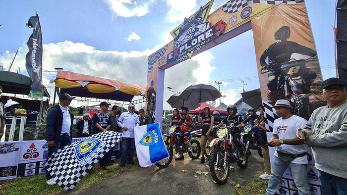 Kejuaraan motor trail di Bali