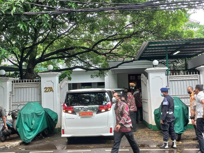Ketum Gerindra Prabowo Subianto mendatangi kediaman Ketum PDIP Megawati Soekarnoputri untuj silaturahmi Lebaran.