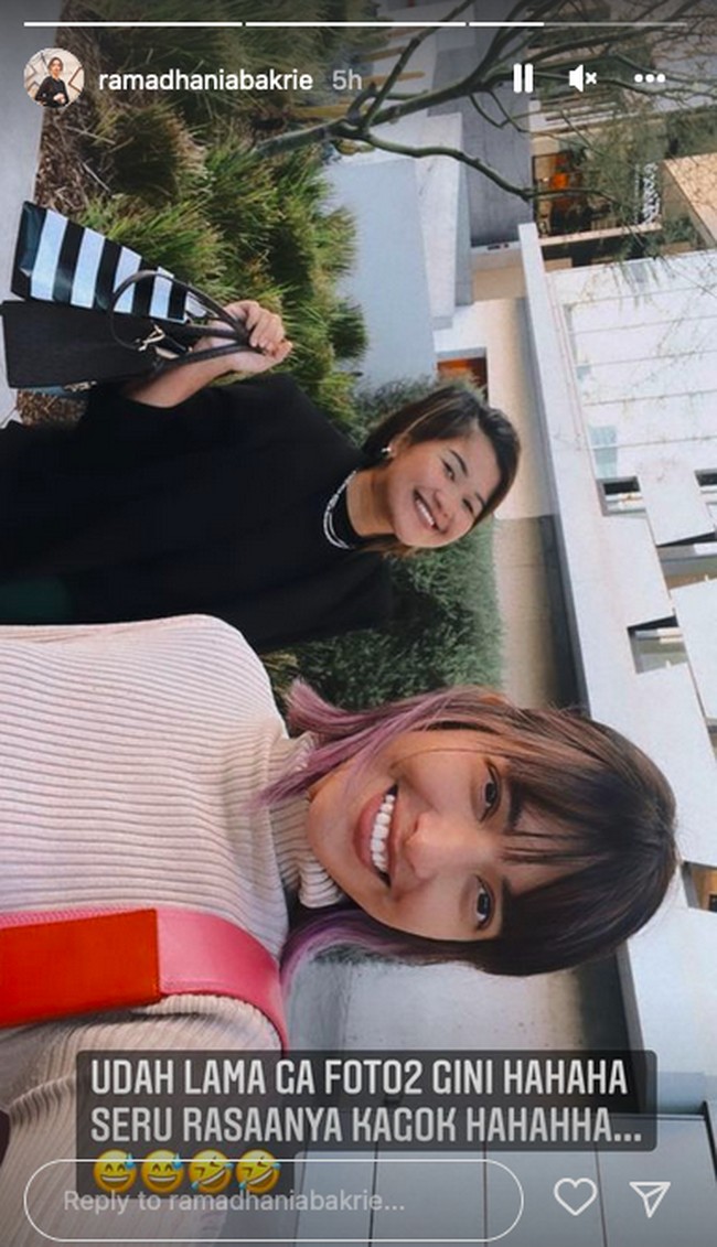 Ia juga berterima kasih kepada seluruh pihak yang senantiasa memberikan dukungan. Terimakasih untuk kalian semua yang punya pikiran luas. Terimakasih sudah menjadi manusia yang tidak arogan yang merasa bisa menilai kehidupan seseorang hanya dengan melihat dari luarnya saja, katanya.  (Foto: Instagram/@ramadhaniabakrie)